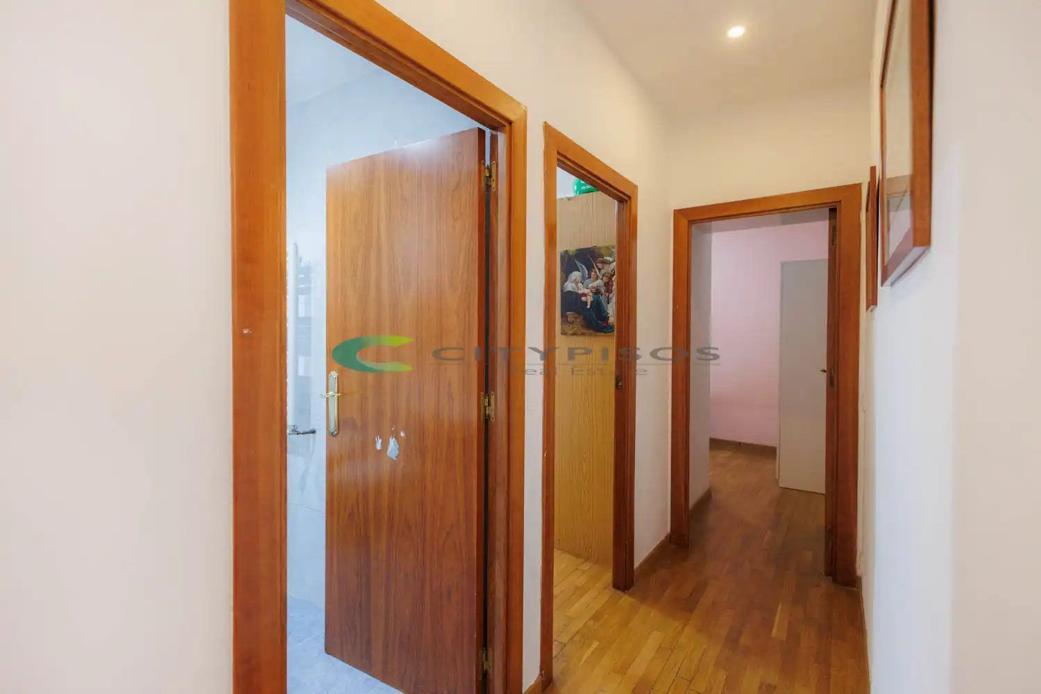 Piso con ascensor en venta en Carrer del Cadí, imagen 4