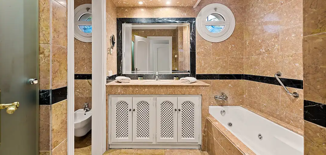 House with pool for sale in Marbella Centro, imagen 25