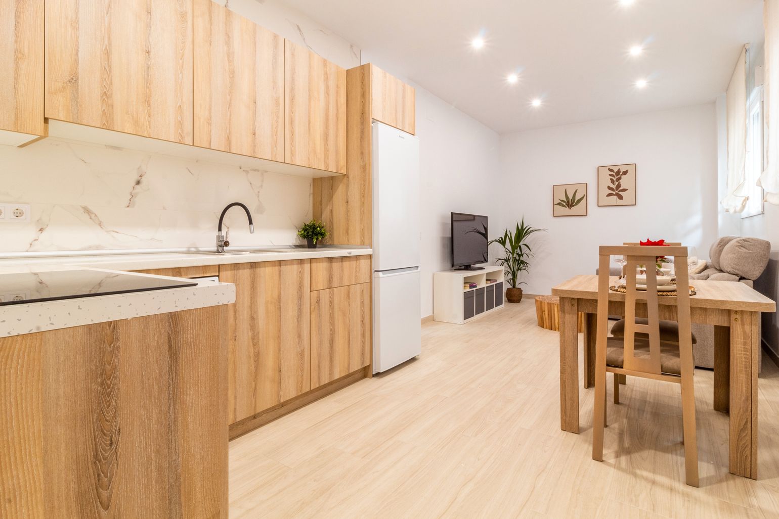 Kitchen of Flat for sale in Torremolinos  with Furnished, Oven and Washing machine