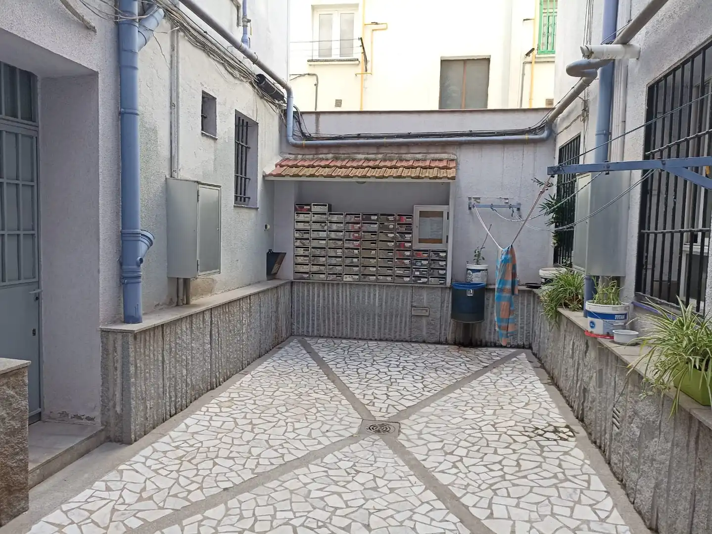 Parking de Apartamento en venta en Madrid con Calefacción y Amueblado