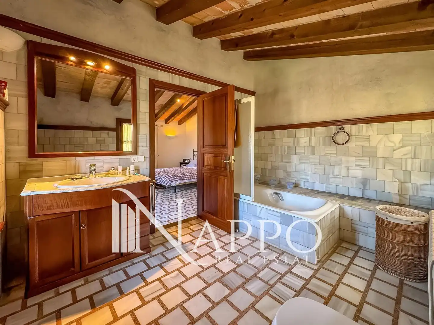 Bathroom of Houses for sale in Sóller  with Air Conditioner, Storage room and Swimming Pool