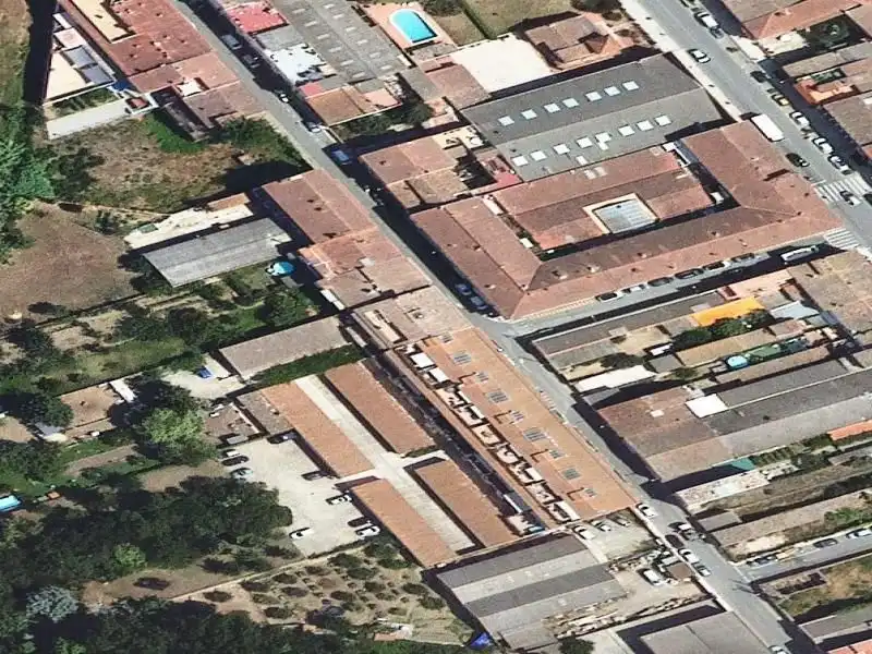 Vista exterior de Pis en venda en La Bisbal d'Empordà