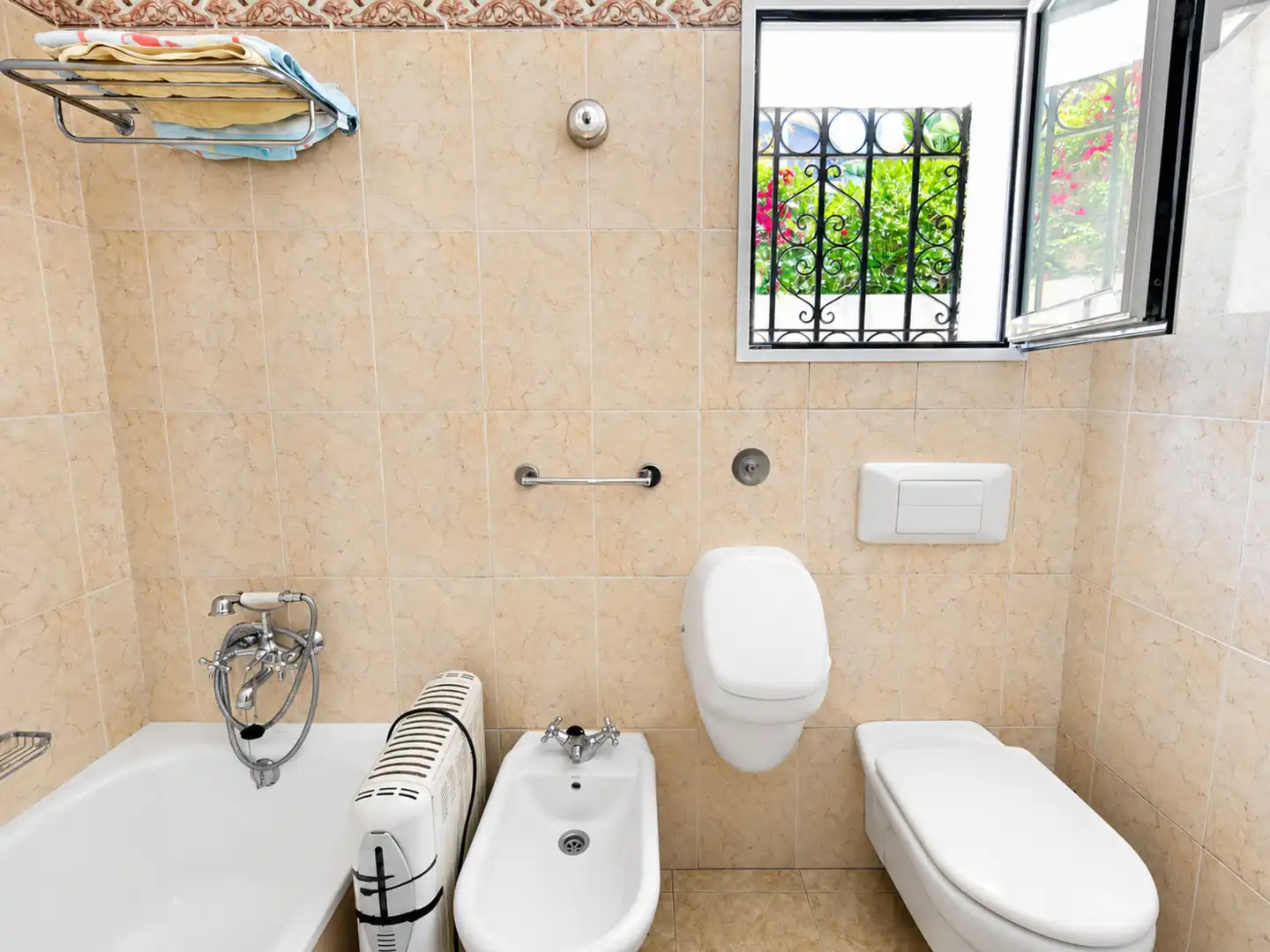 Casa amb jardí en venda a La Duquesa, imagen 31