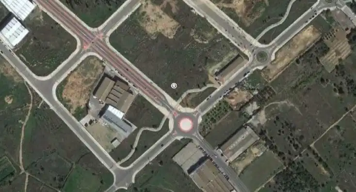 Terreno industrial en venta en El Paraíso - Los Almendros