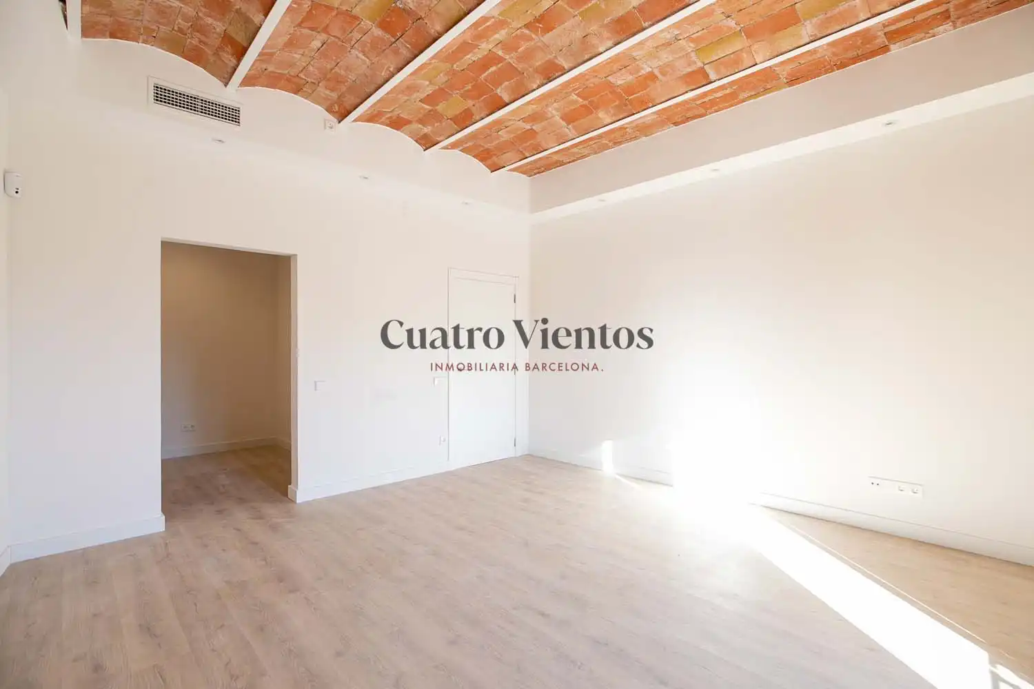 Piso en venta en Barcelona con Aire acondicionado, Calefacción y Parquet