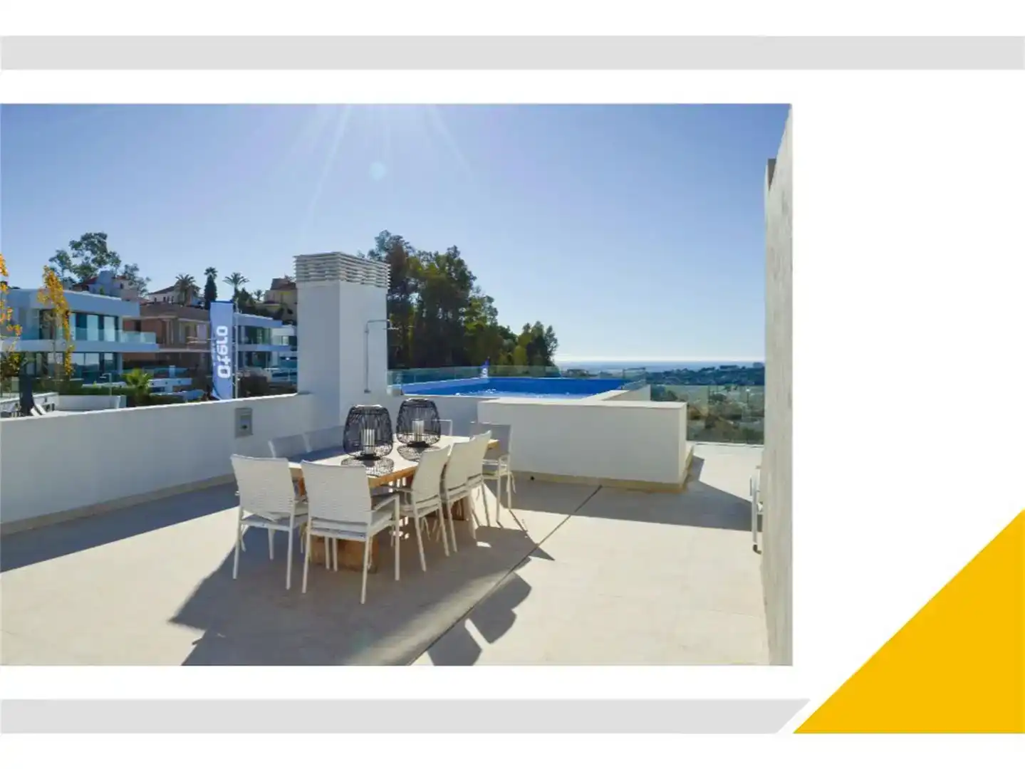 Terrasse von Dachboden zum Verkauf in Marbella mit Klimaanlage, Schwimmbad und Balkon