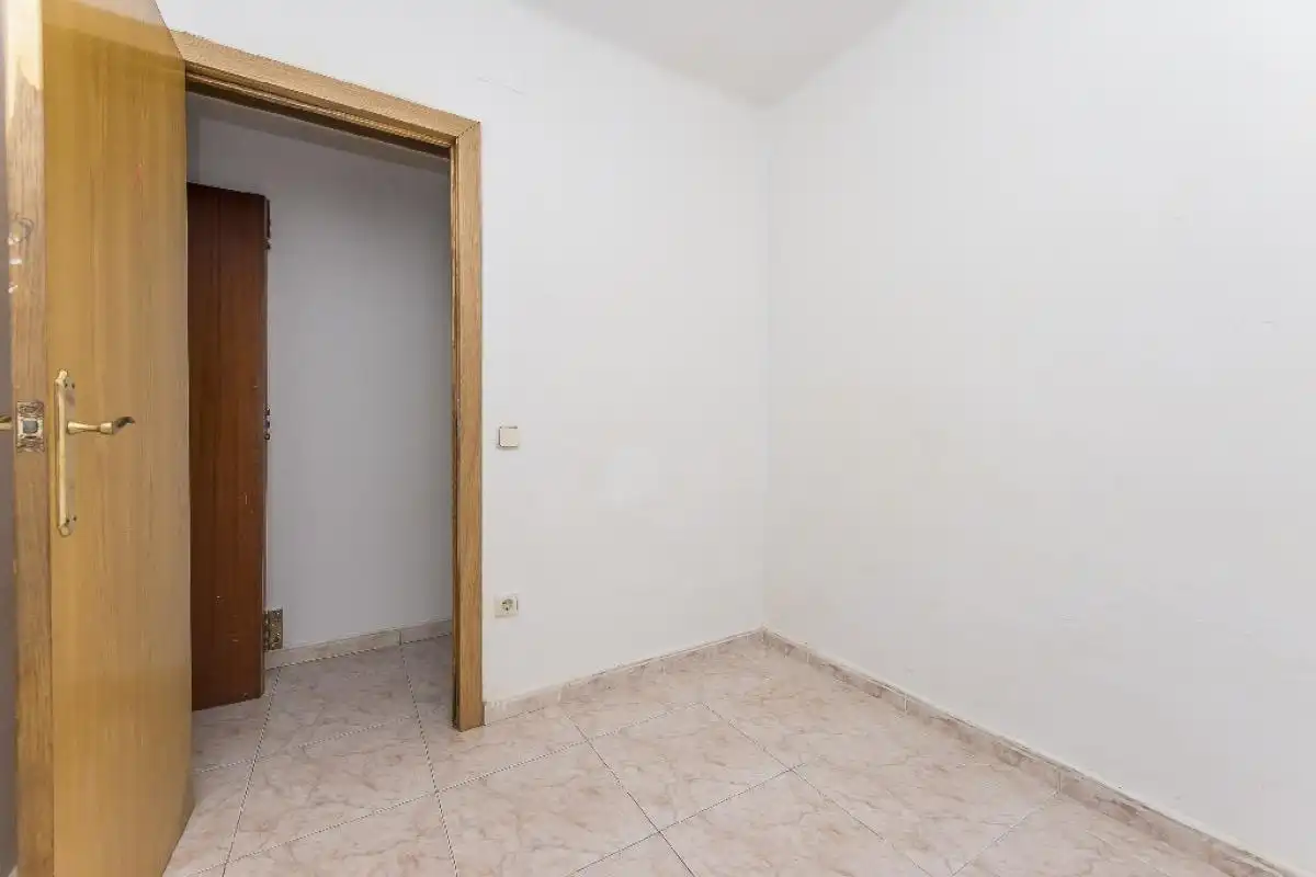 Flat for sale in Ripollet