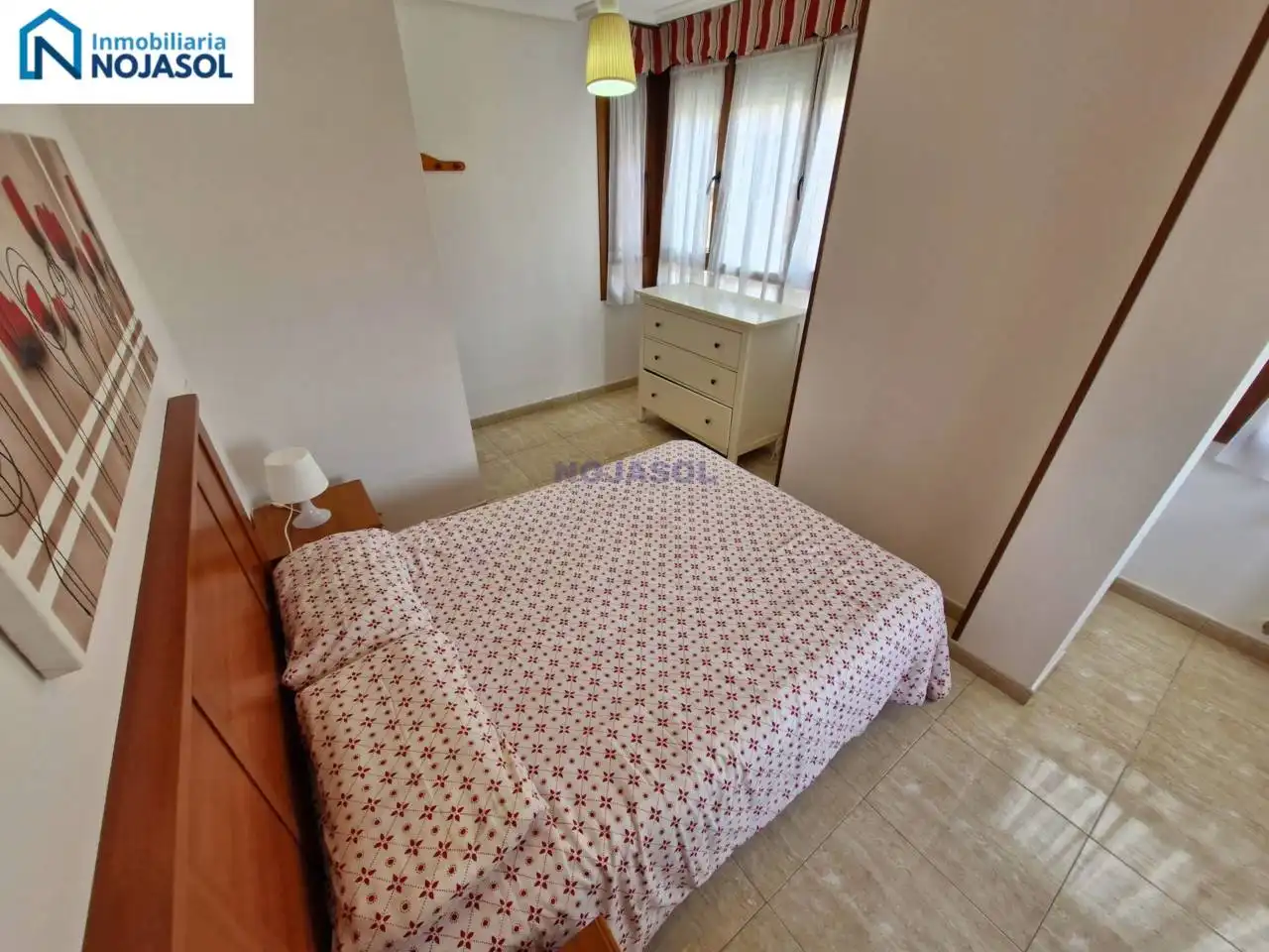 Apartament amb terrassa en venda a Calle los nogales, imagen 35