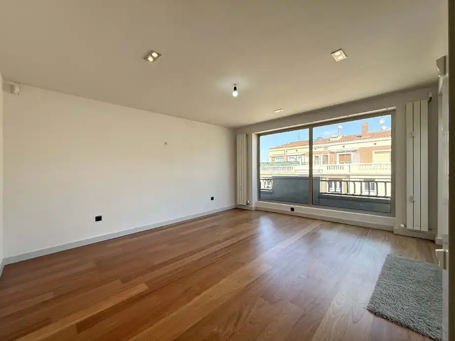 Sala d'estar de Pis en venda en Vitoria - Gasteiz amb Calefacció, Terrassa i Traster