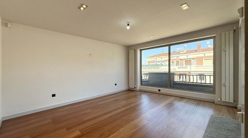 Foto 2 de Pis en venda a Olagu?bel, Ensanche, Vitoria - Gasteiz