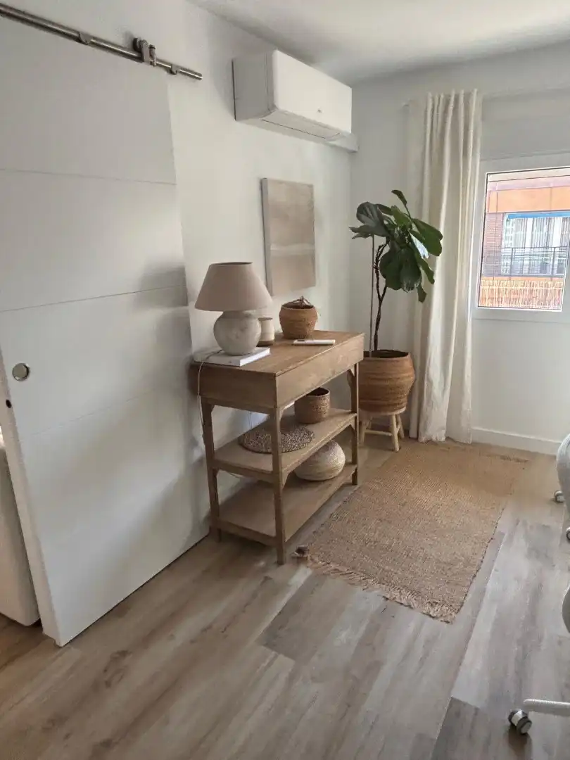 Flat for sale in Valencia  with Air Conditioner, Heating and Terrace