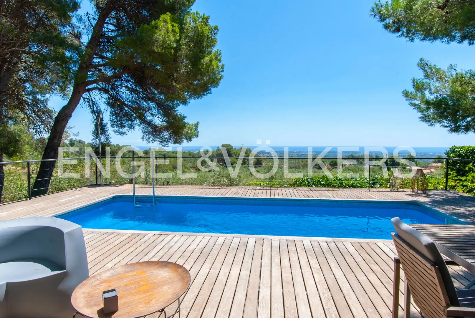 Piscina de Casa o xalet en venda en Riudecanyes amb Aire condicionat, Jardí privat i Terrassa
