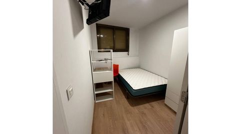 Photo 2 of Flat for sale in Calle Conca de Tremp, El Carmel, Barcelona Capital