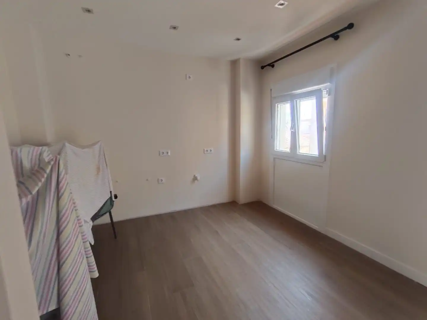 Bedroom of Flat for sale in La Línea de la Concepción
