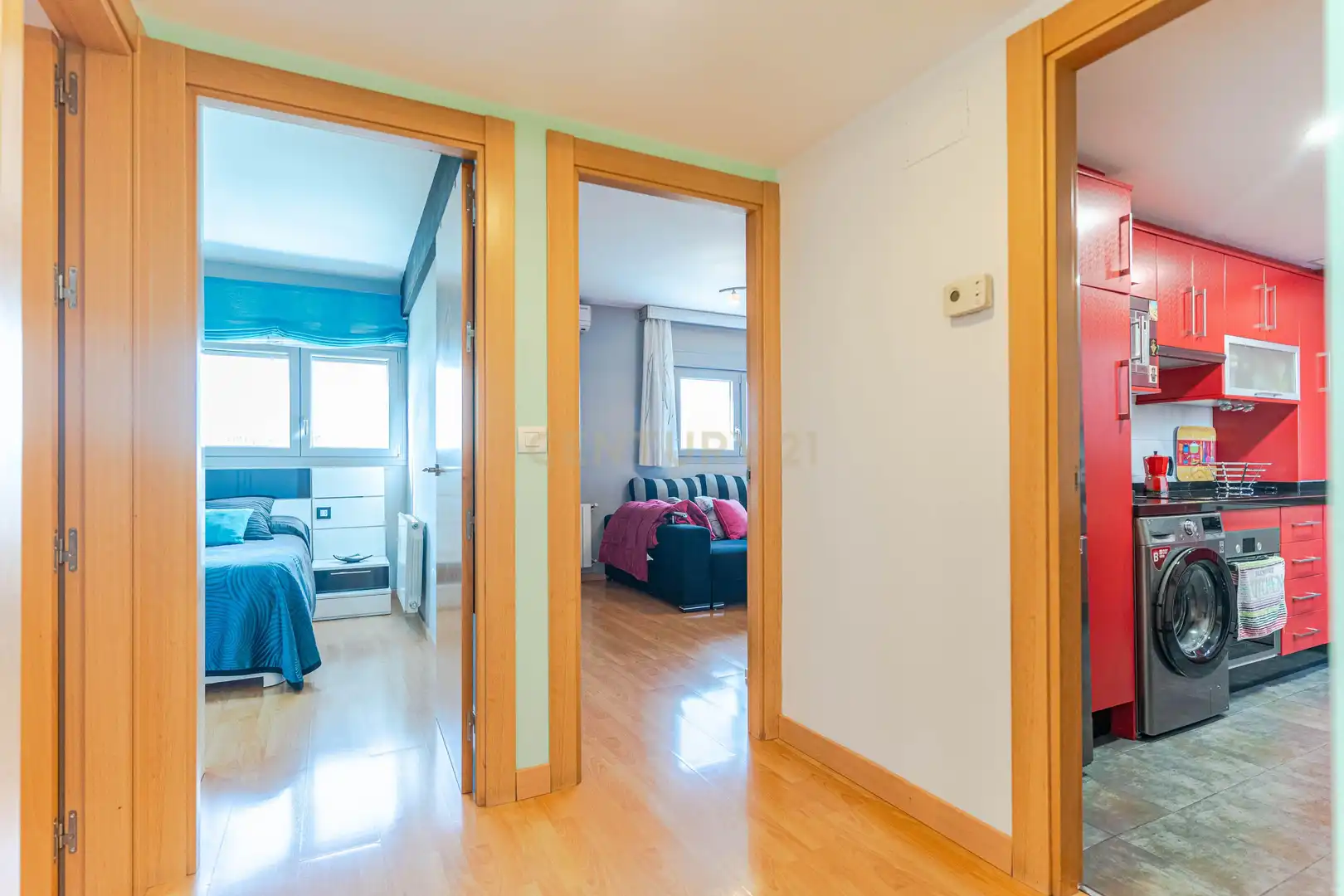 Flat for sale in Granada  with Air Conditioner