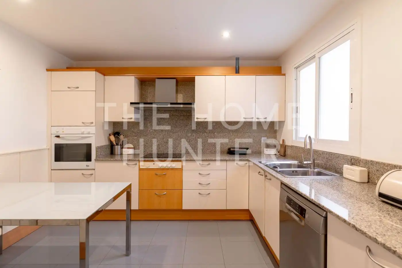 Kitchen of Flat for sale in Barcelona  with Air Conditioner and Heating