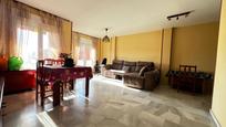 Living room of Flat for sale in  Granada Capital  with Heating, Private garden and Balcony