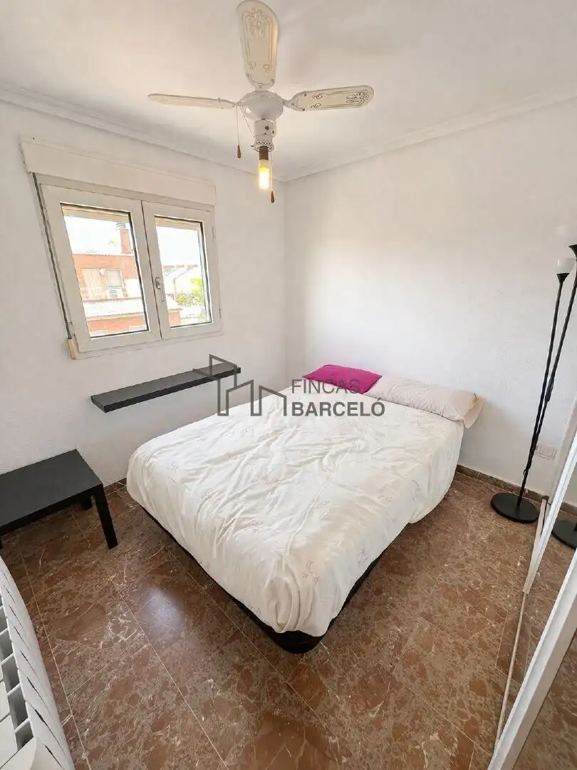 Habitación de Casa adosada en venta en Zaragoza