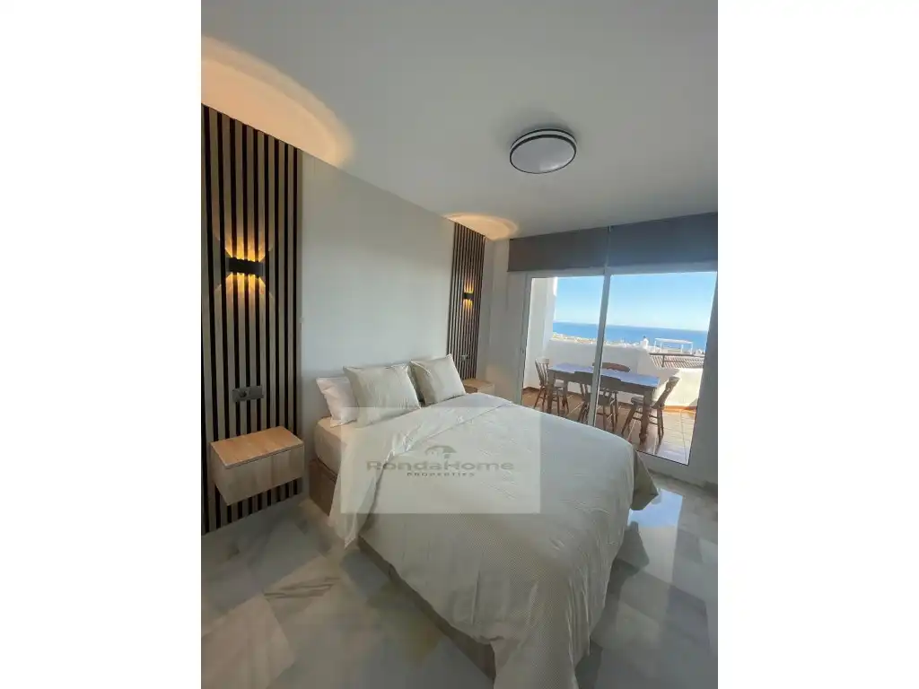 Habitación de Piso de alquiler en Mijas con Terraza y Amueblado