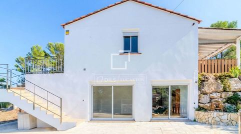 Casa con piscina en excelentes condiciones de 4 dormitorios en venta en Olivella, imagen 3