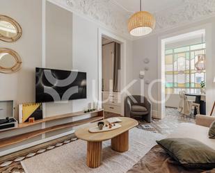 Living room of Apartment to rent in  Barcelona Capital  with Air Conditioner, Heating and Furnished