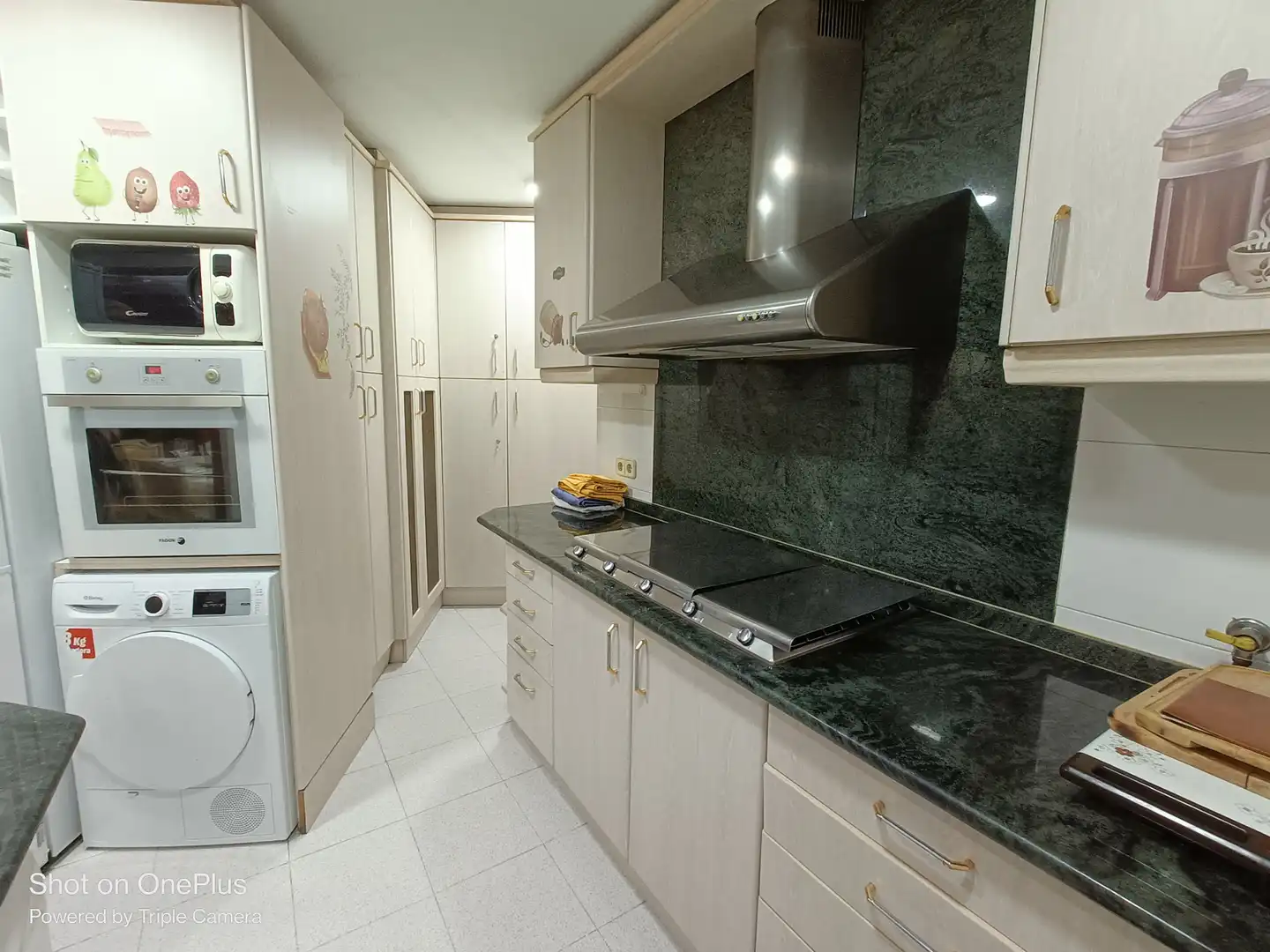 Kitchen of Flat for rent in Madrid  with Air Conditioner, Heating and Parquet flooring