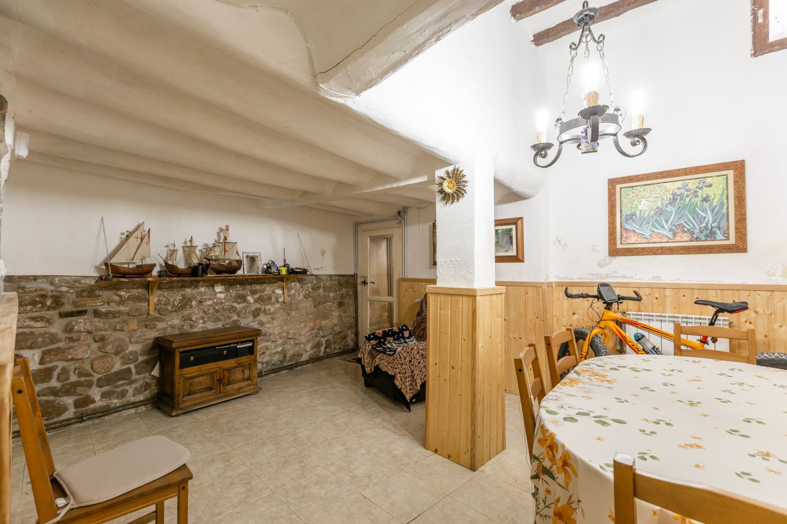 Menjador de Casa o xalet en venda en Allo amb Calefacció