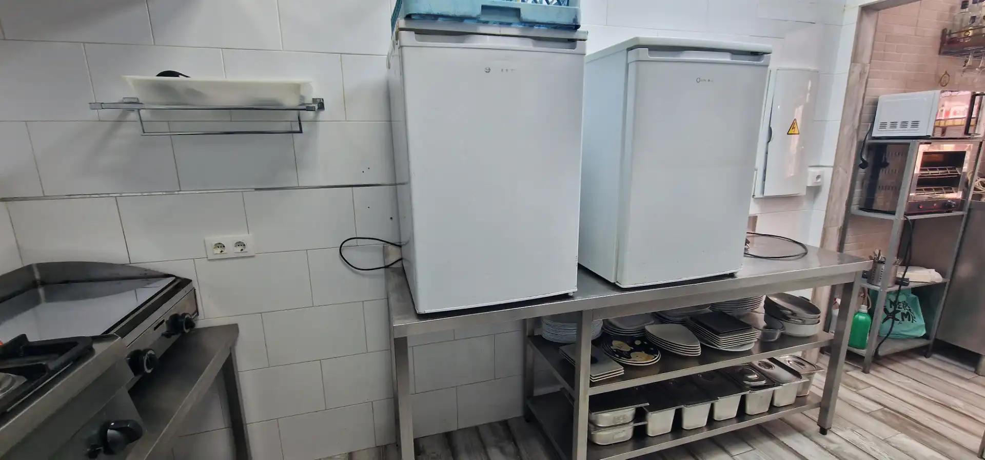 Cuina de Local en venda en Isla Cristina amb Moblat
