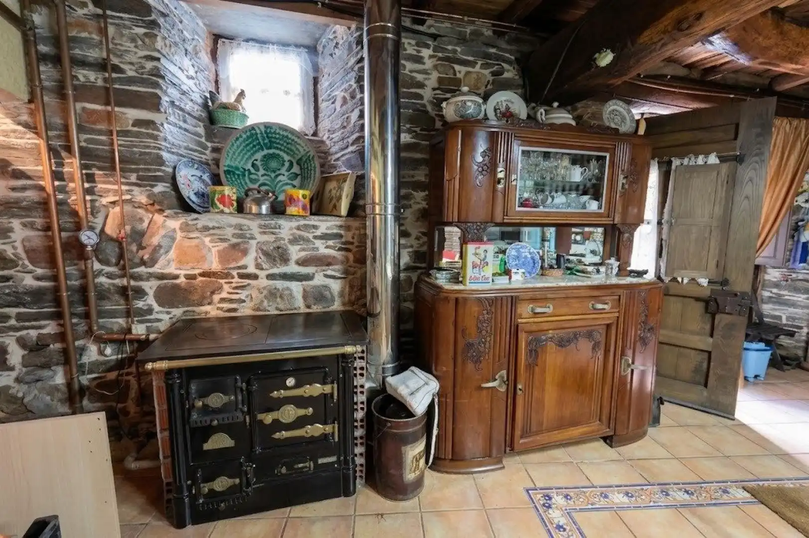 Casa rústica amb terrassa en venda a Villafranca del Bierzo, imagen 5