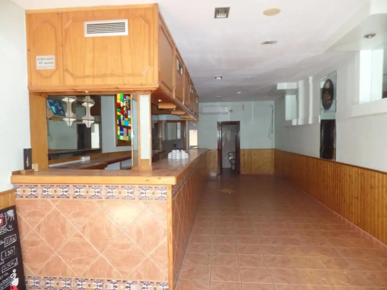 Local comercial en venda a Calle Juan Madrazo 10 24002 Leon, imagen 2