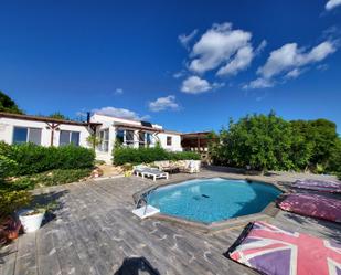 Jardí de Finca rústica en venda en El Perelló amb Terrassa i Piscina