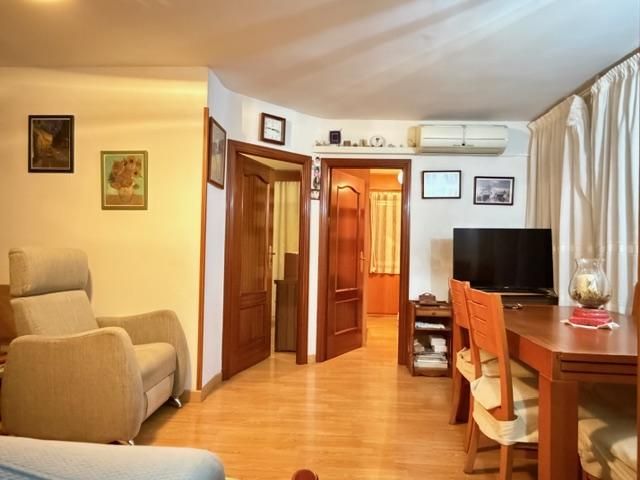 Living room of Flat for sale in  Madrid Capital  with Terrace
