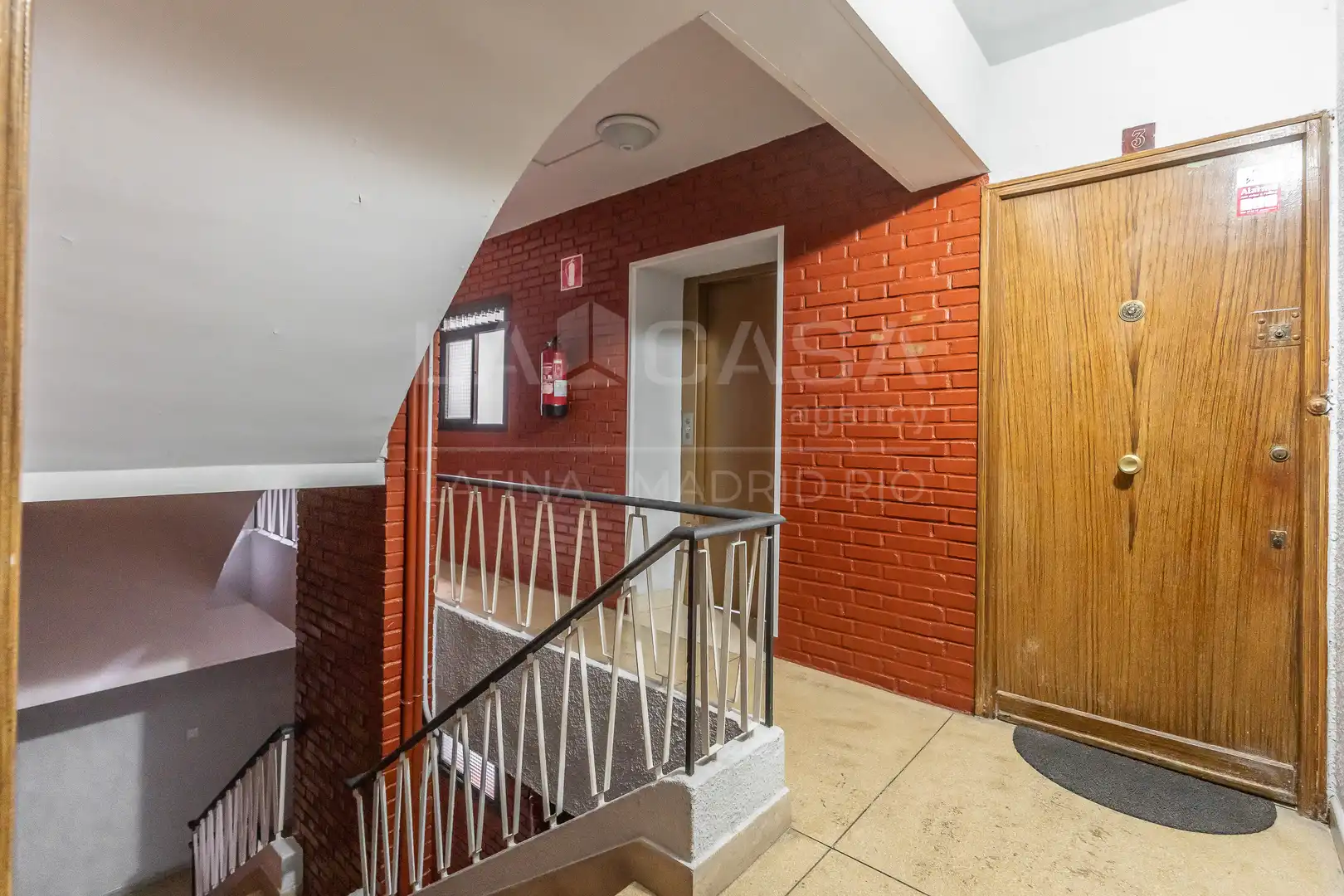 Piso en venta en Madrid con Calefacción y Terraza