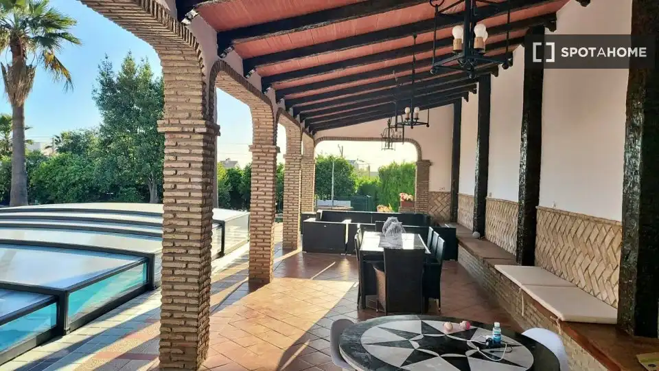 Habitació a Sanlúcar la Mayor
