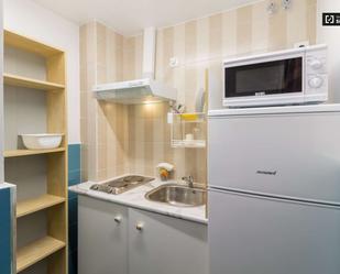 Kitchen of Study to share in L'Hospitalet de Llobregat  with Air Conditioner and Terrace