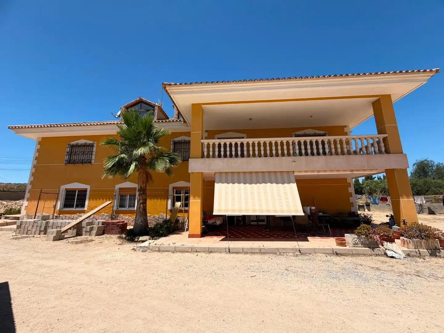 Vista exterior de Casa o xalet en venda en Mutxamel amb Terrassa i Piscina
