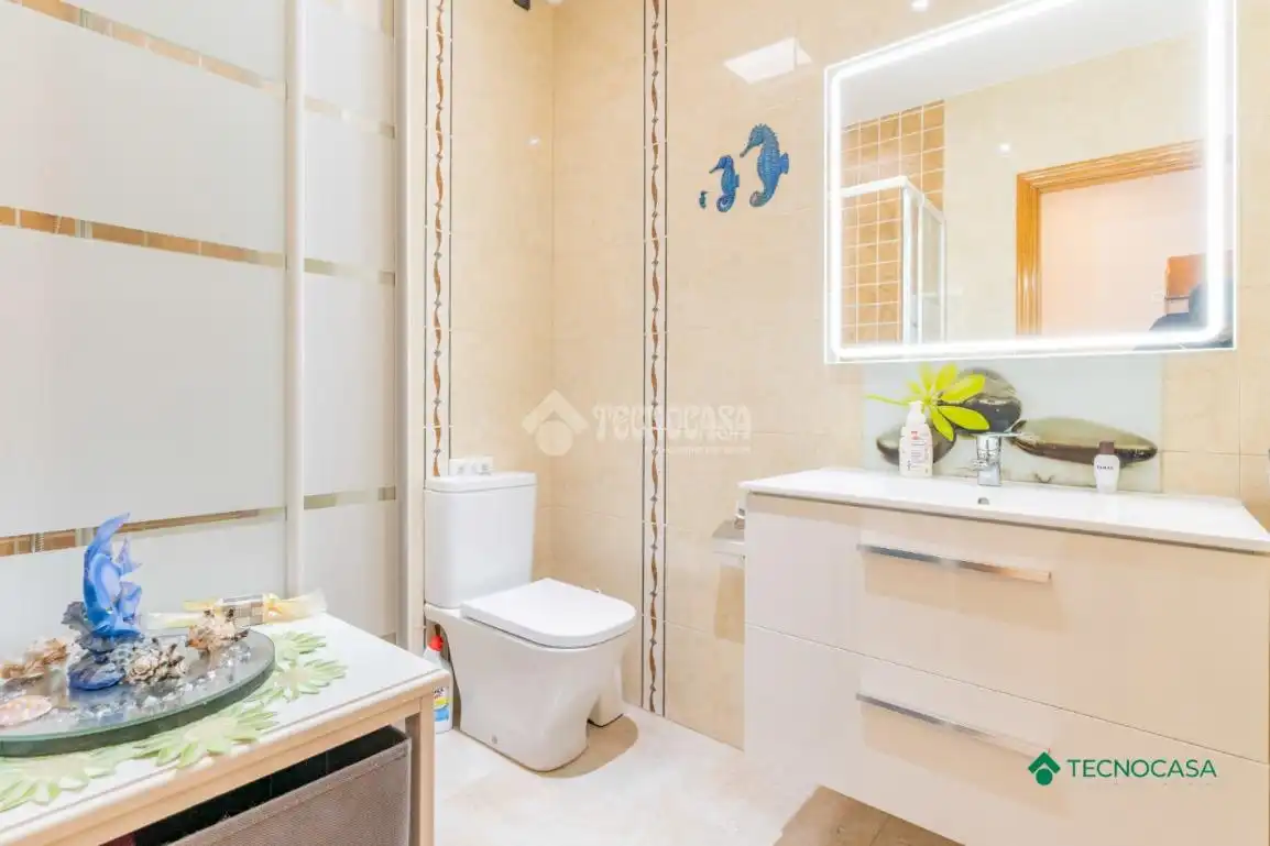 Bathroom of Houses for sale in Vícar  with Air Conditioner and Alarm