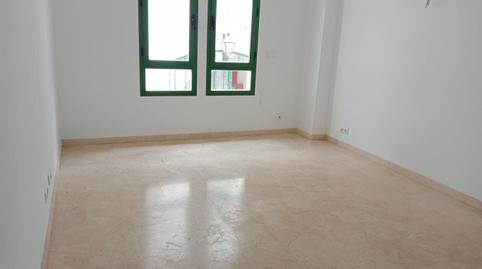 Foto 3 de Apartamento en venta en El Castillo, Málaga