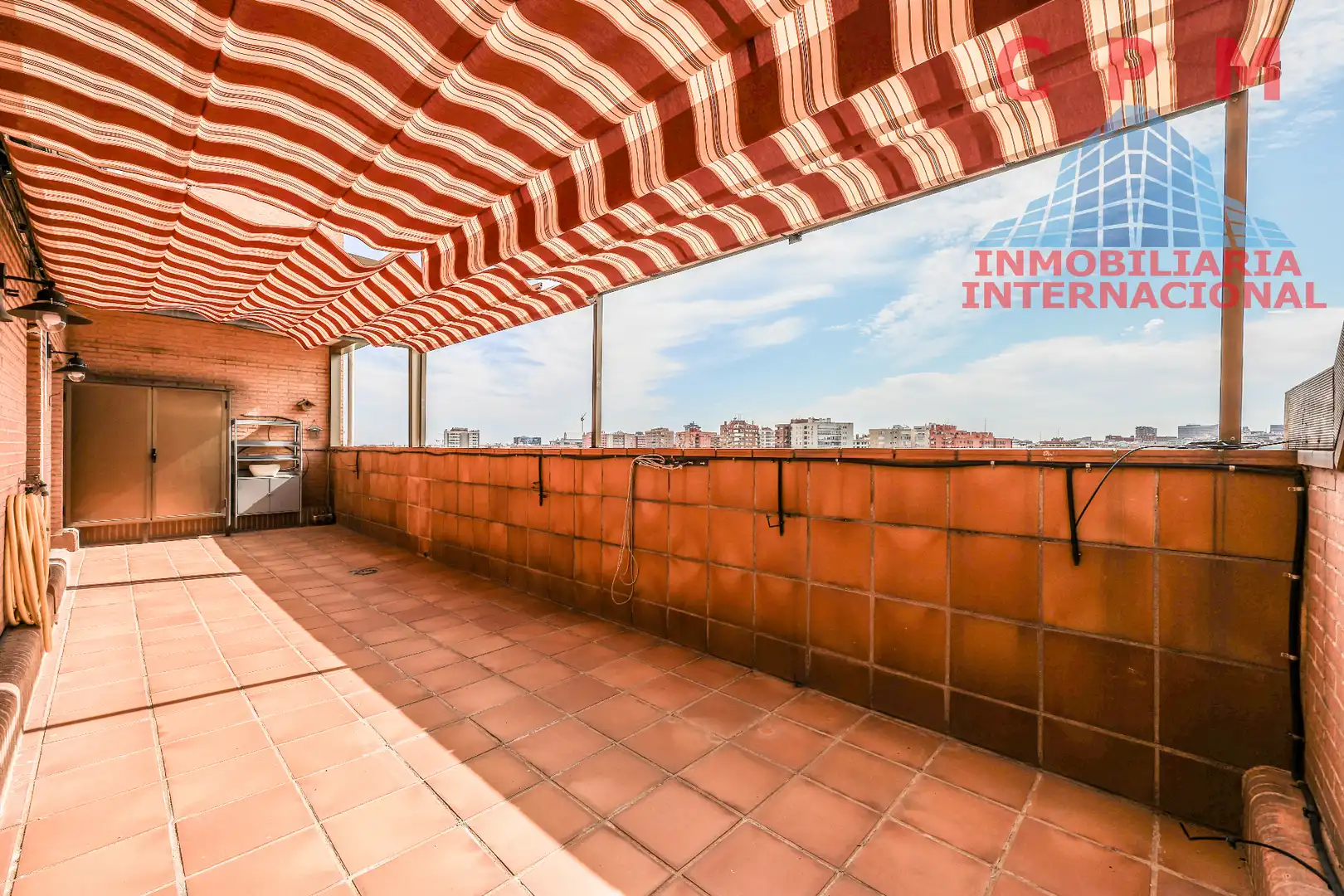 Terrassa de Àtic de lloguer en Madrid amb Aire condicionat, Calefacció i Parquet