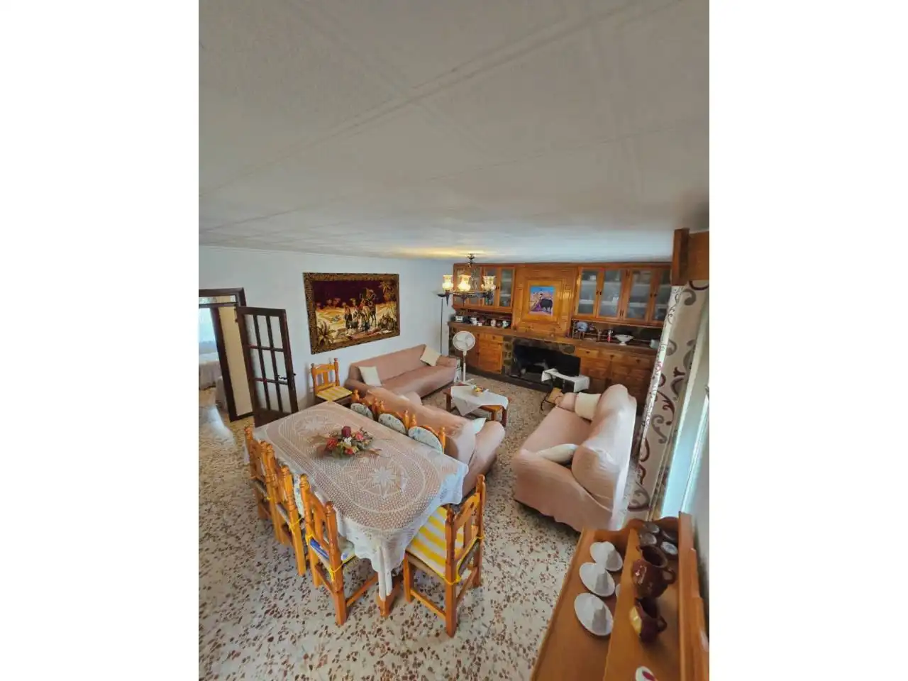 Sala d'estar de Finca rústica en venda en Ossa de Montiel amb Jardí privat i Terrassa