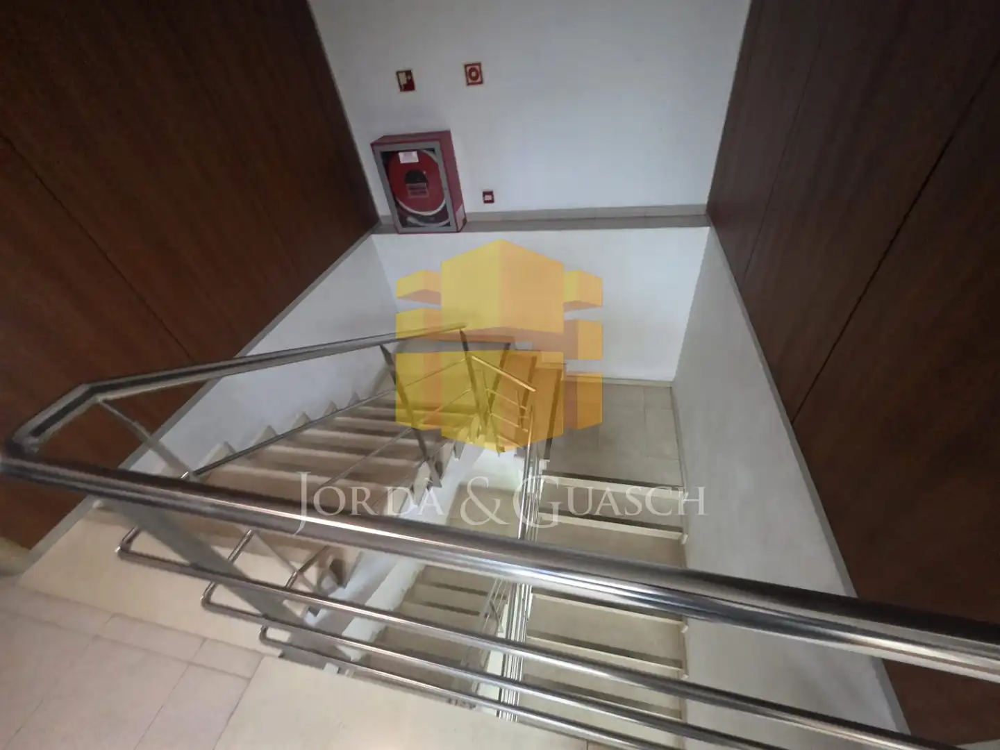 Nave industrial de alquiler en Rubí con Calefacción y Alarma