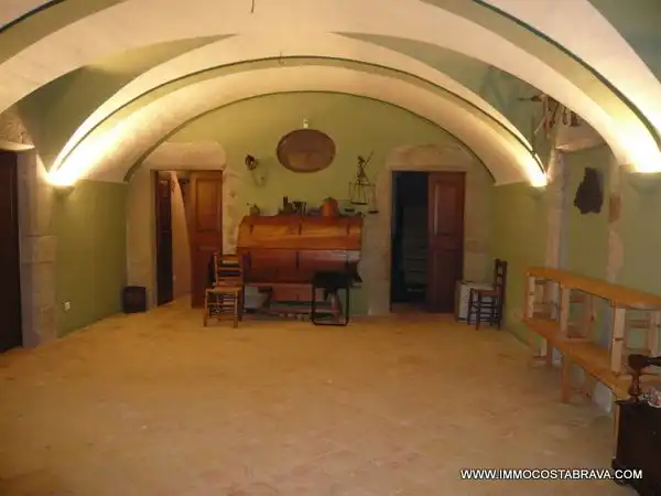 Casa rústica con jardín en venta en Llagostera, imagen 4