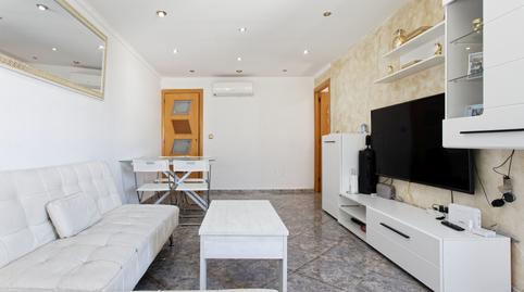 Foto 5 de Pis en venda a Carrer de Mart, 18, La Mina, Barcelona