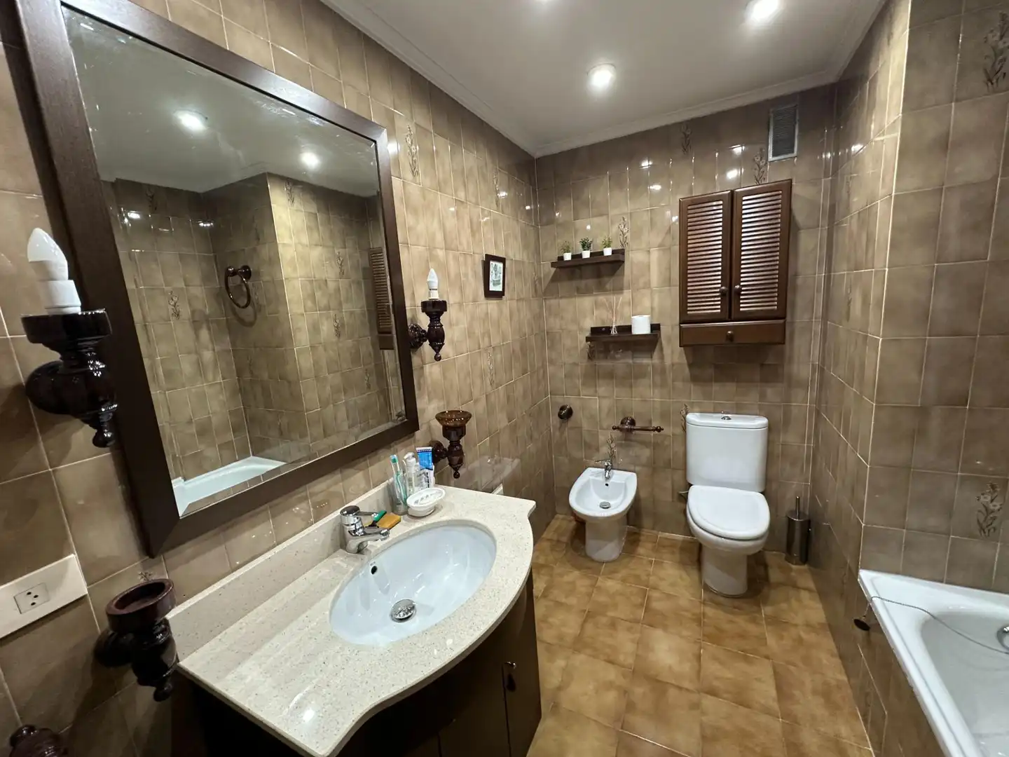 Bathroom of Flat for share in Burgos  with Heating and Furnished