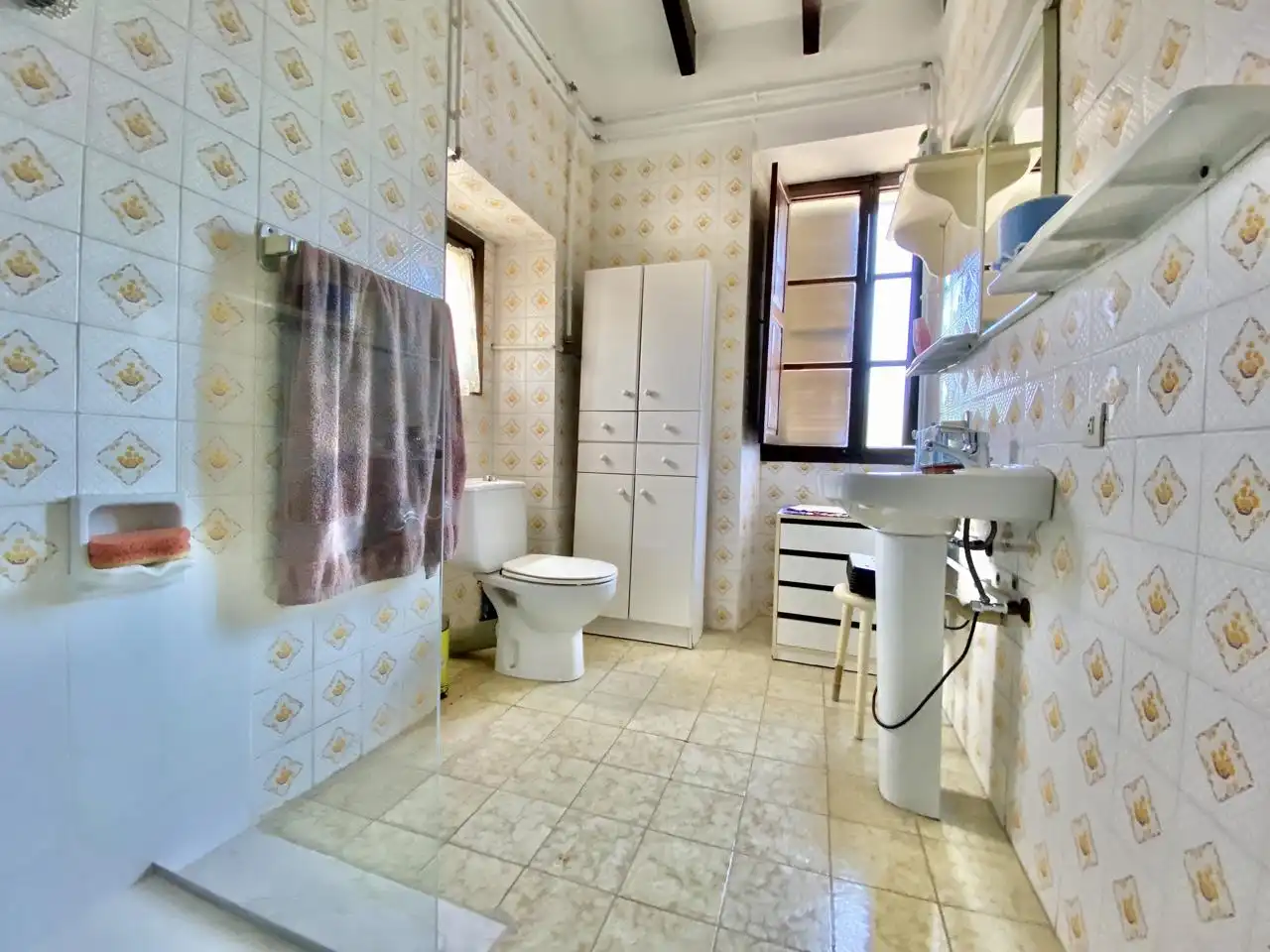 Badezimmer von Haus oder Chalet zum Verkauf in  Palma de Mallorca mit Privatgarten, Terrasse und Abstellraum