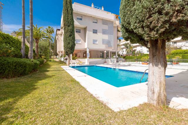 Piso en Venta en Calle Sierra de Grazalema en Limonar