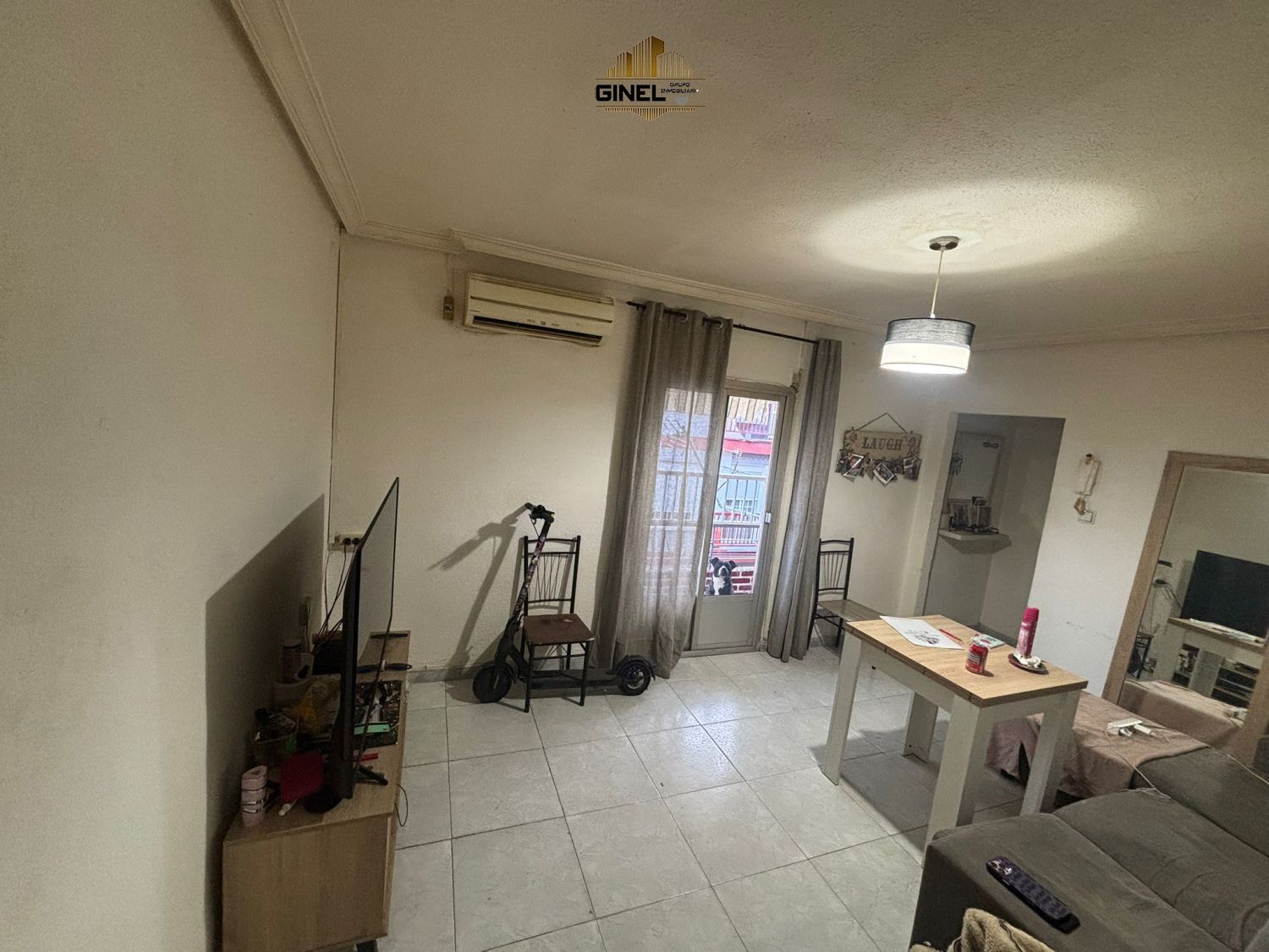 Sala d'estar de Pis en venda en  Jaén Capital amb Aire condicionat, Calefacció i Balcó