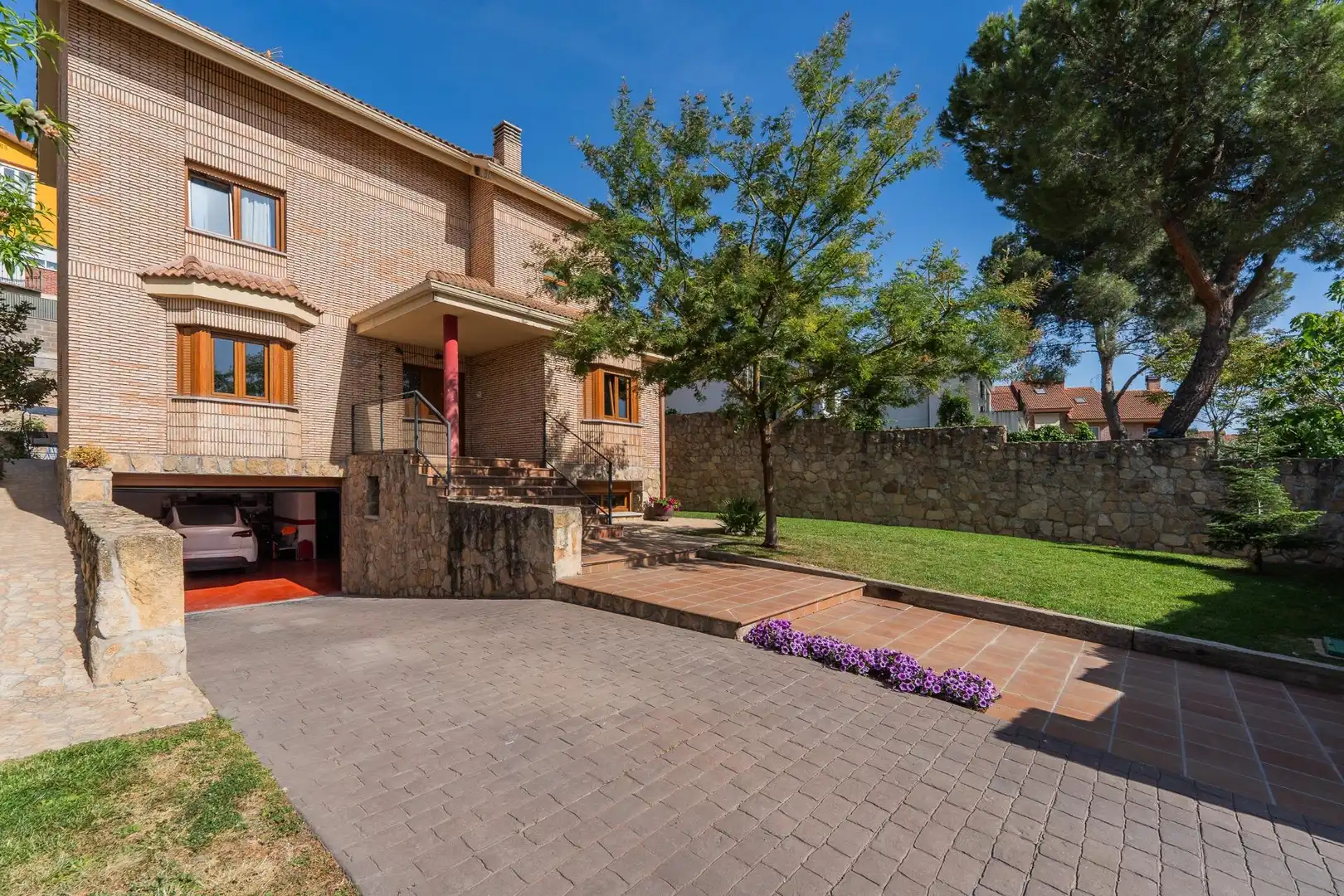 Vista exterior de Casa o chalet en venta en Cobeña con Aire acondicionado, Calefacción y Jardín privado