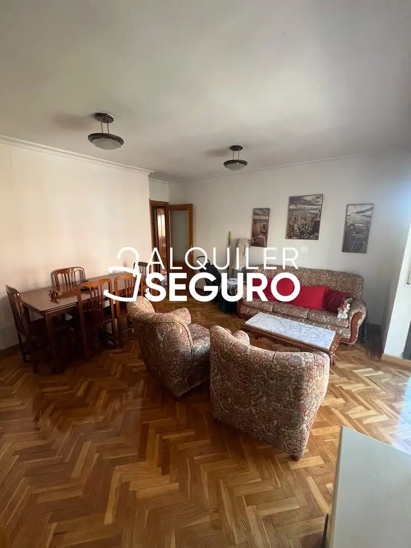 Piso con ascensor en alquiler en de Alcalá, imagen 6