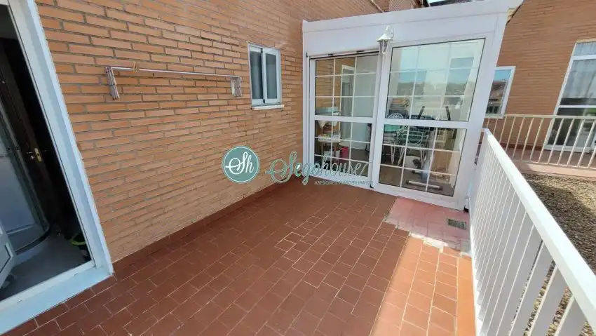 Exterior view of Flat for sale in Segovia  with Heating, Parquet flooring and Terrace